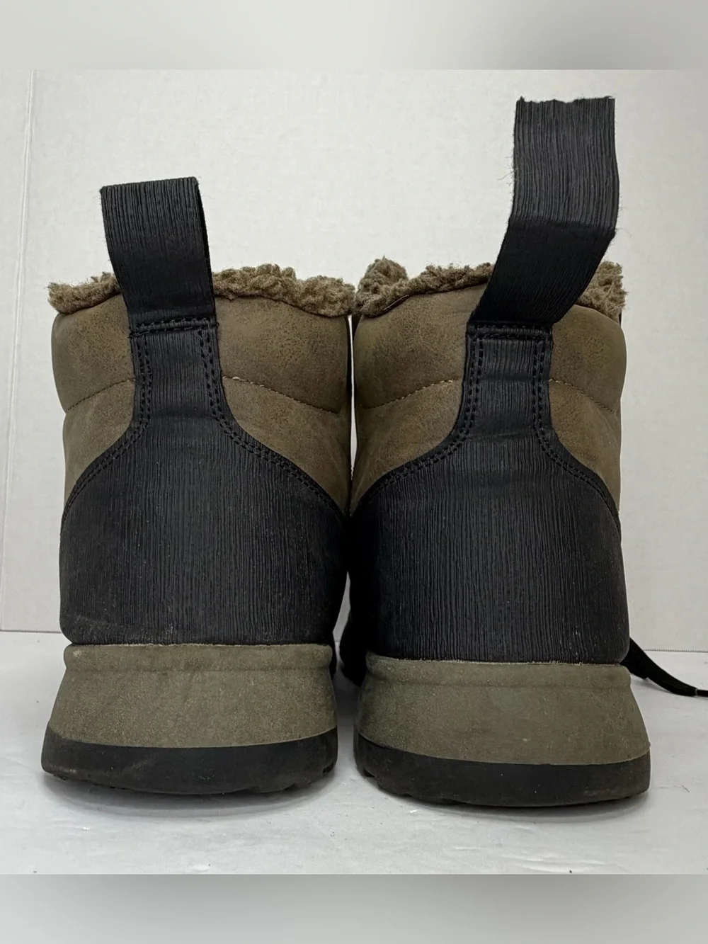 Weatherproof Men’s 10 Tan Black Faux Fur Lace Up Winter Boots NWOT
